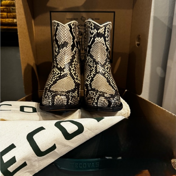 Tecovas Daisy Python - Picture 3 of 9